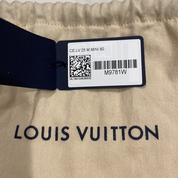 Louis Vuitton belt - Picture 3 of 6